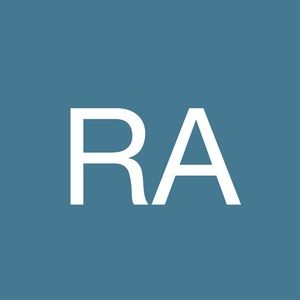 Meet your Posher, Roya